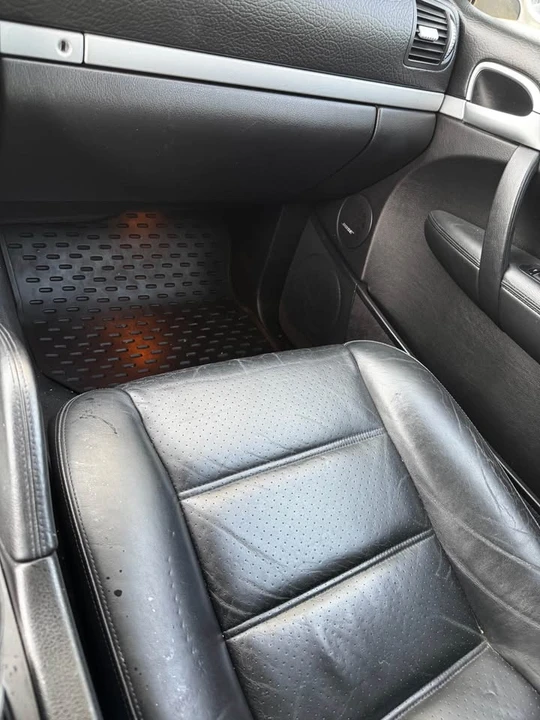 2005 Porsche 955/957 Cayenne - Image 8 of 9