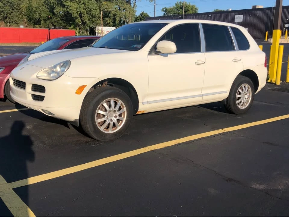 2005 Porsche 955/957 Cayenne - Image 2 of 8