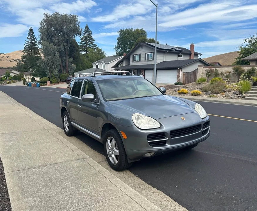 2005 Porsche 955/957 Cayenne - Image 2 of 10