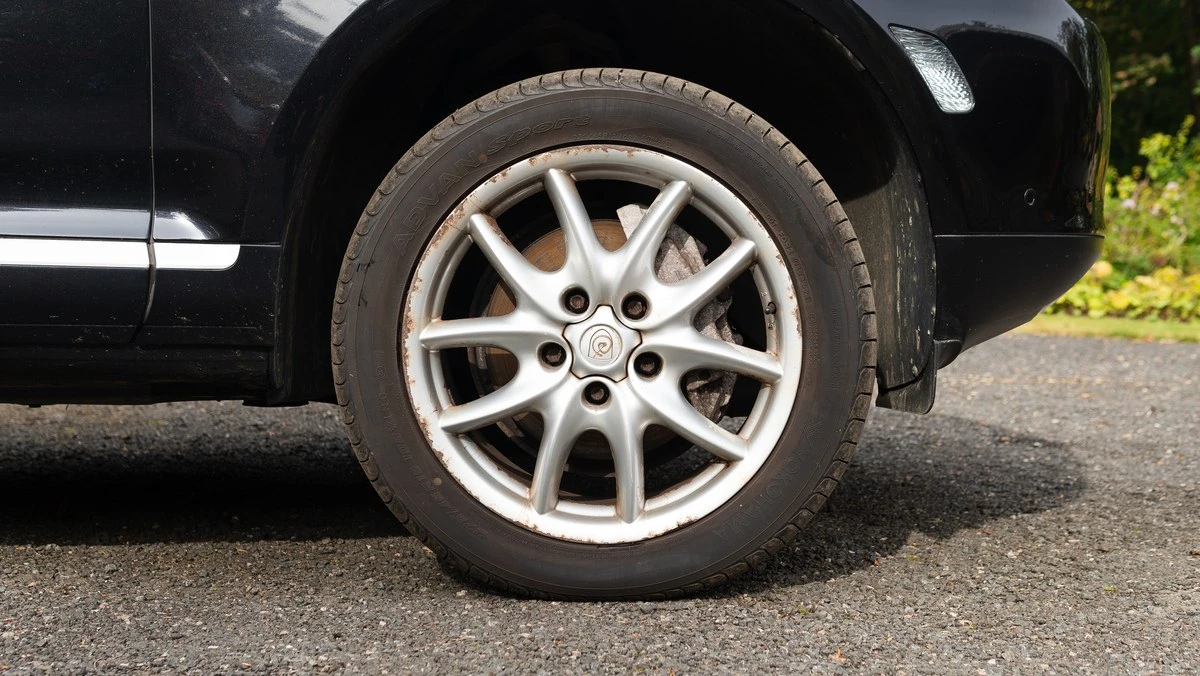 2005 Porsche 955/957 Cayenne S - Image 16 of 30