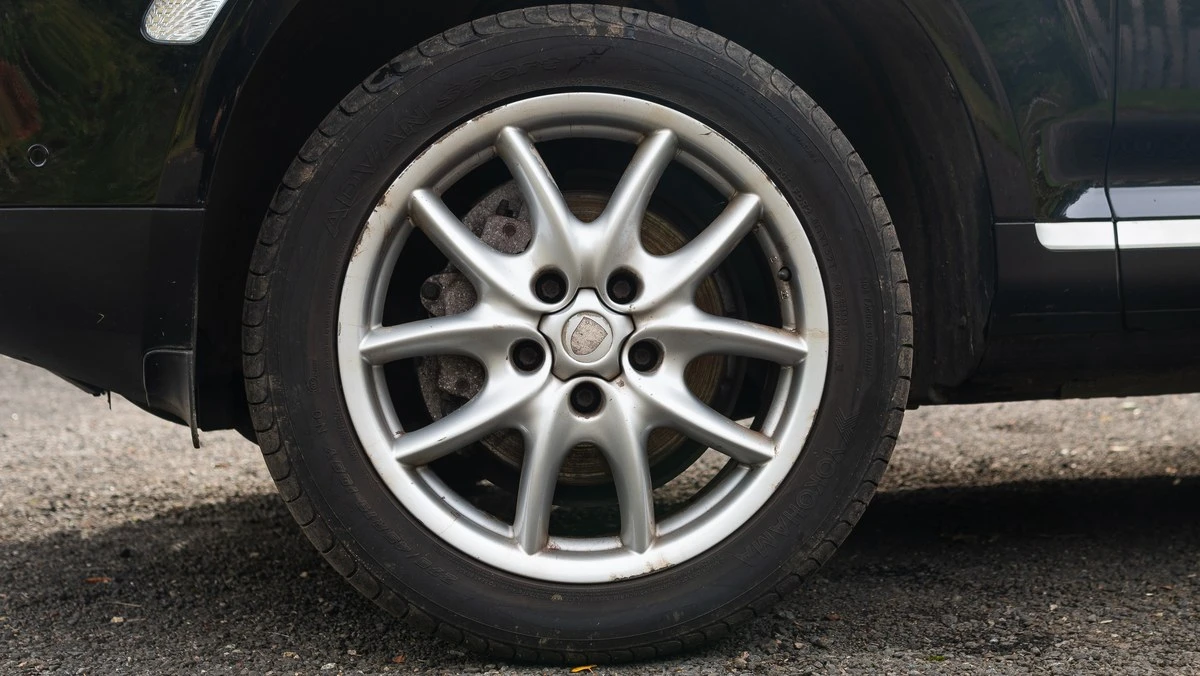 2005 Porsche 955/957 Cayenne S - Image 17 of 30