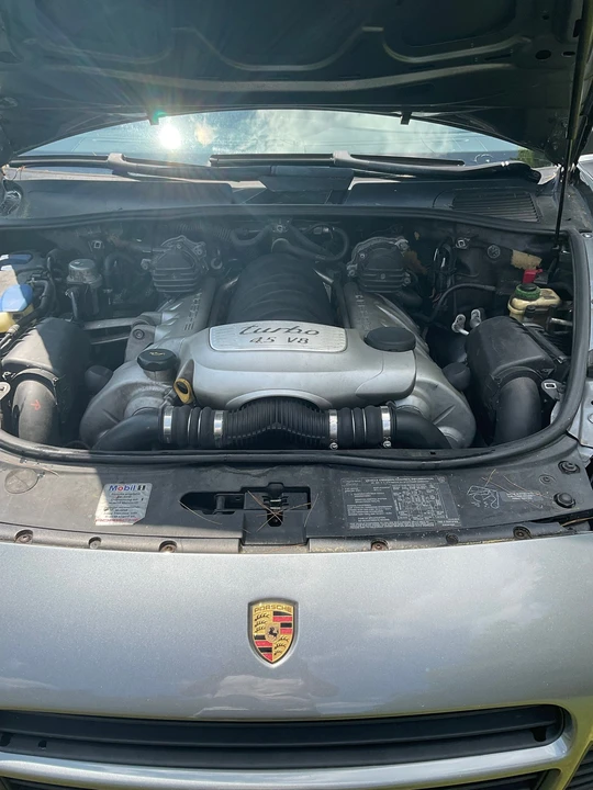 2005 Porsche 955/957 Cayenne Turbo - Image 16 of 17