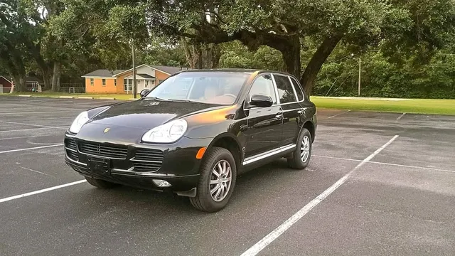 2005 Porsche Cayenne Turbo Sport Utility 4D