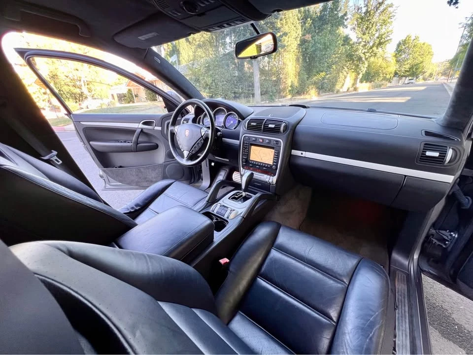 2005 Porsche 955/957 Cayenne Turbo - Image 13 of 20