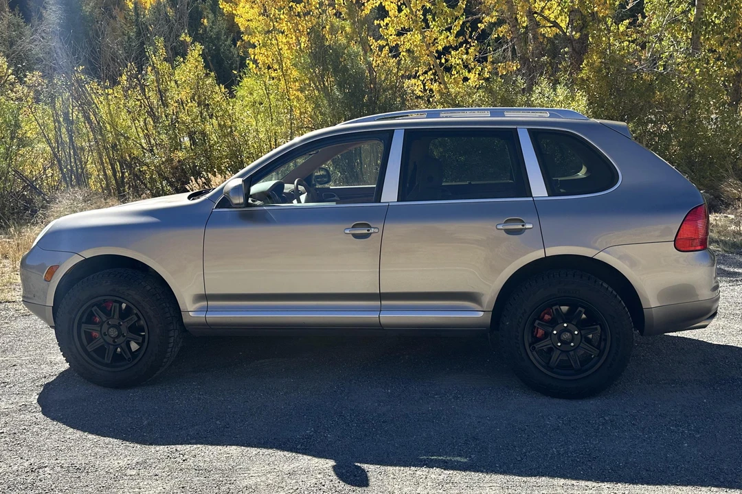 2005 Porsche 955/957 Cayenne Turbo - Image 10 of 31