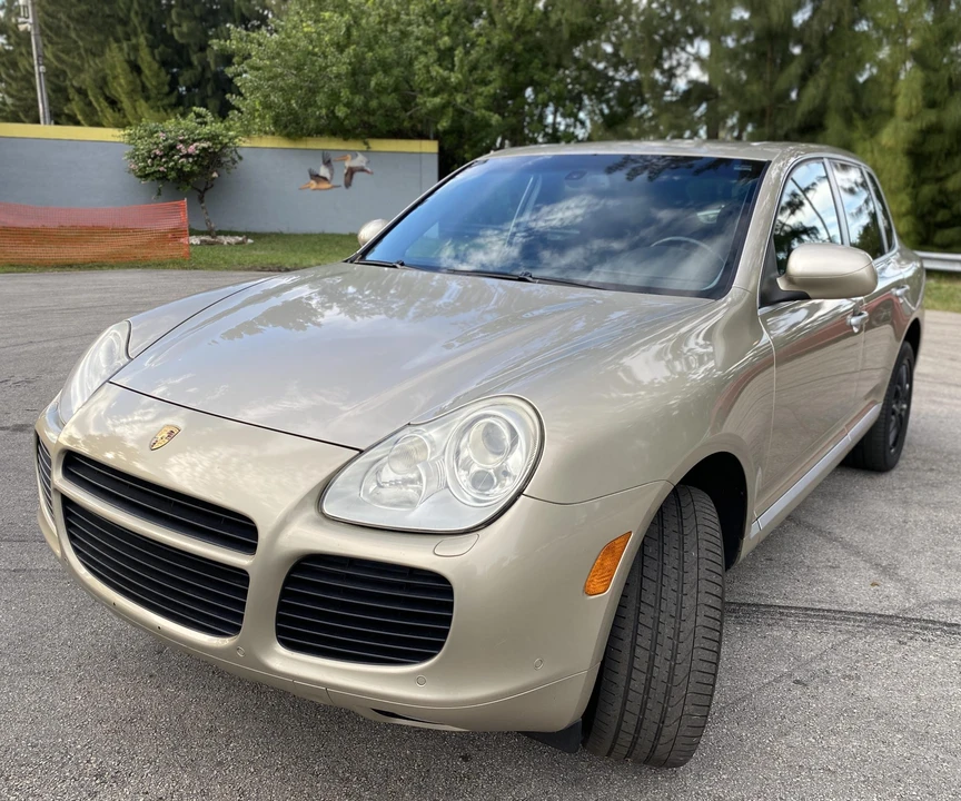 2005 Porsche 955/957 Cayenne Turbo - Image 5 of 31