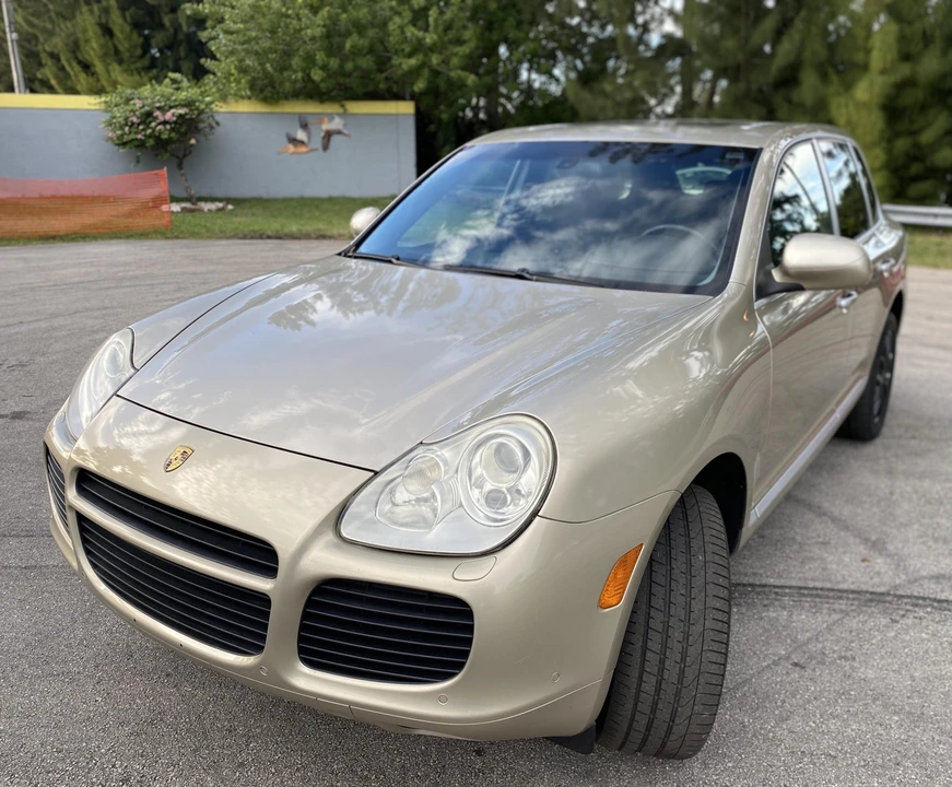 2005 Porsche 955/957 Cayenne Turbo - Image 6 of 31