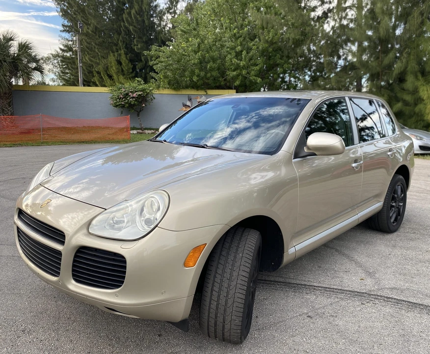 2005 Porsche 955/957 Cayenne Turbo - Image 4 of 31