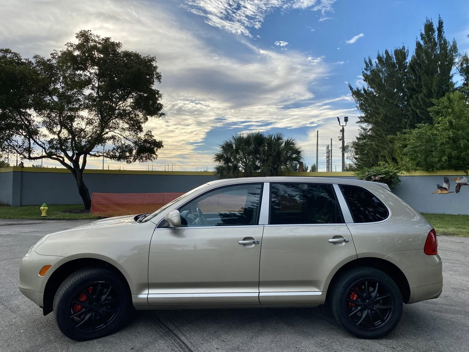 2005 Porsche 955/957 Cayenne Turbo - Image 20 of 31