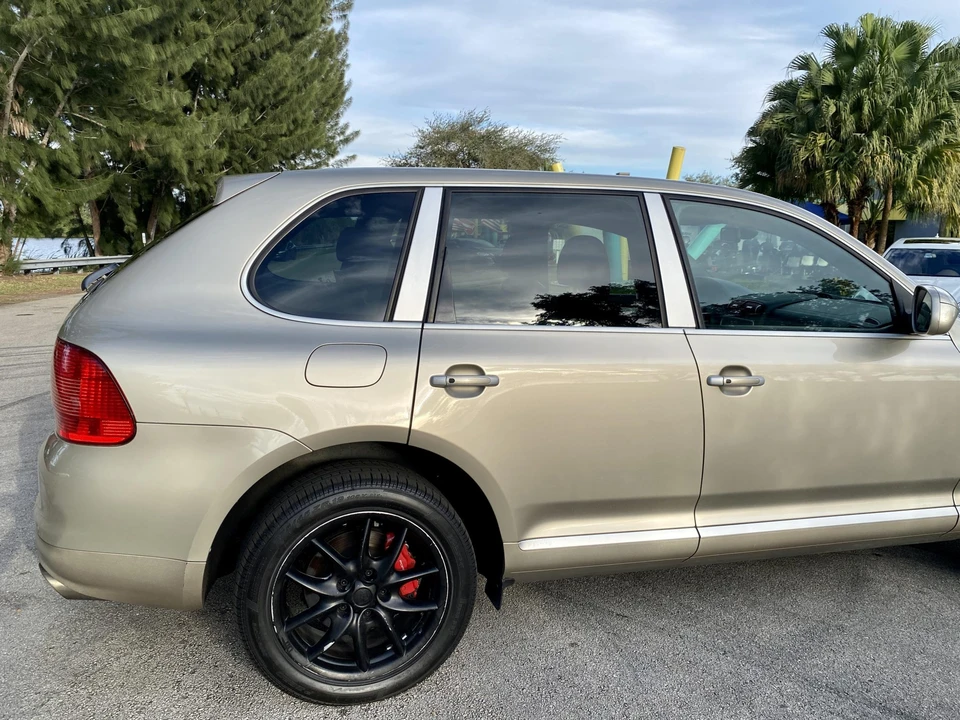 2005 Porsche 955/957 Cayenne Turbo - Image 23 of 31