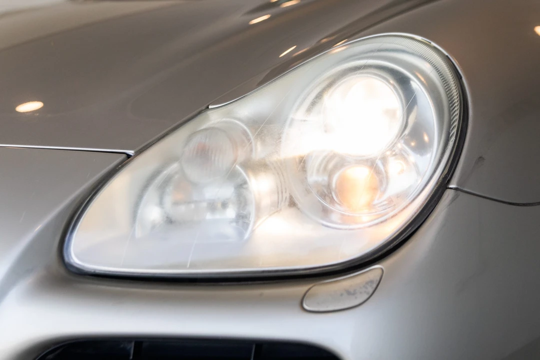 2005 Porsche 955/957 Cayenne Turbo - Image 12 of 31