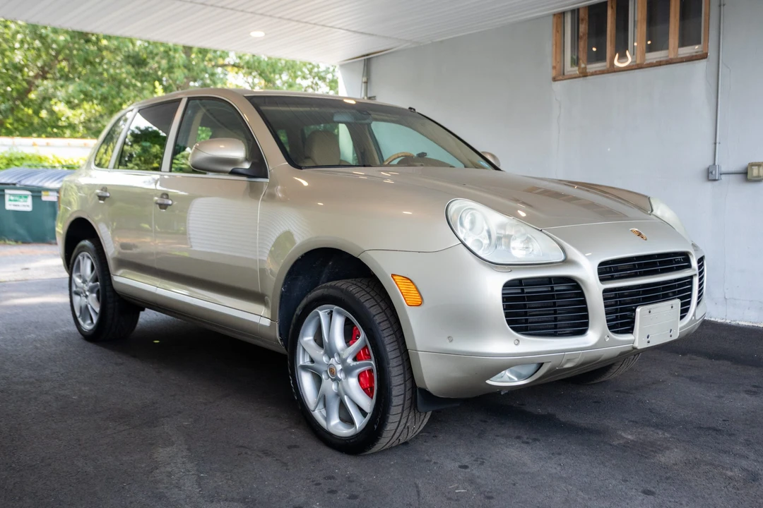 2005 Porsche 955/957 Cayenne Turbo - Image 10 of 31