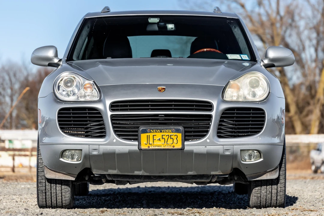2005 Porsche 955/957 Cayenne Turbo - Image 2 of 31