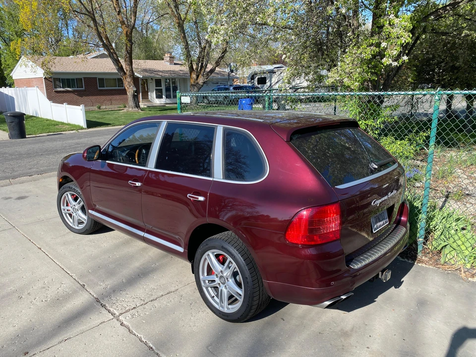 2005 Porsche 955/957 Cayenne Turbo - Image 10 of 31