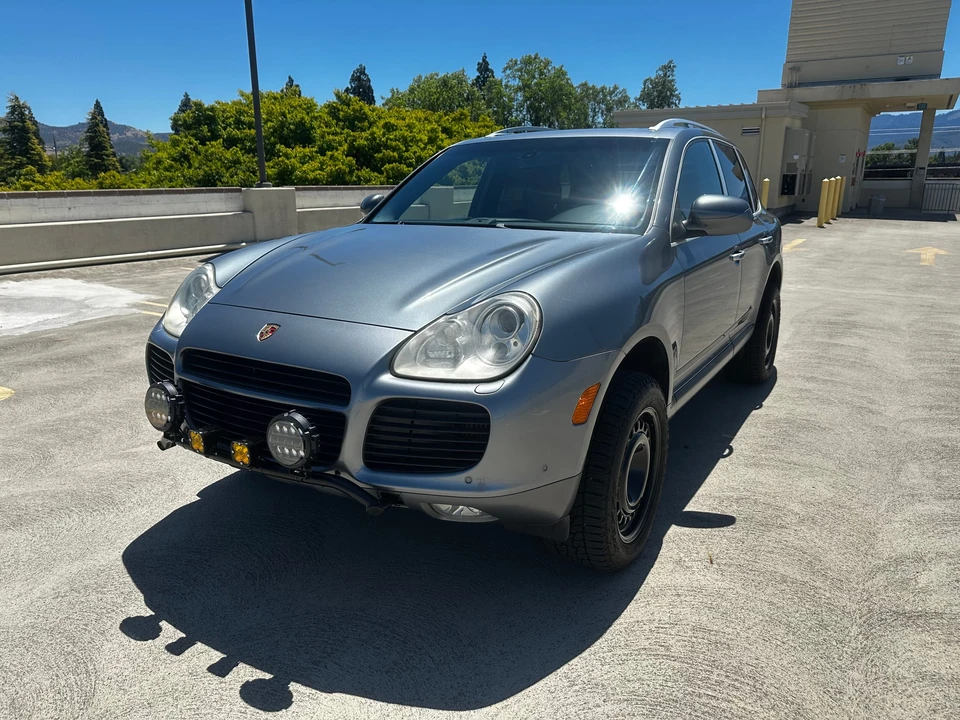 2005 Porsche 955/957 Cayenne Turbo - Image 4 of 31