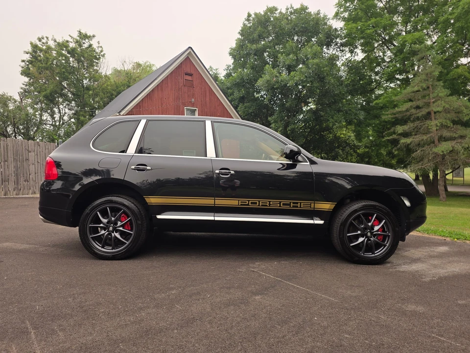 2005 Porsche 955/957 Cayenne Turbo - Image 2 of 31