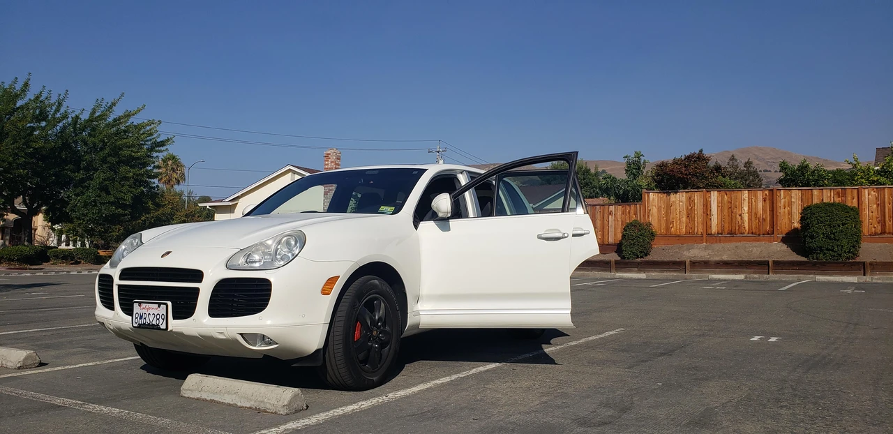 2005 Porsche 955/957 Cayenne Turbo - Image 15 of 31