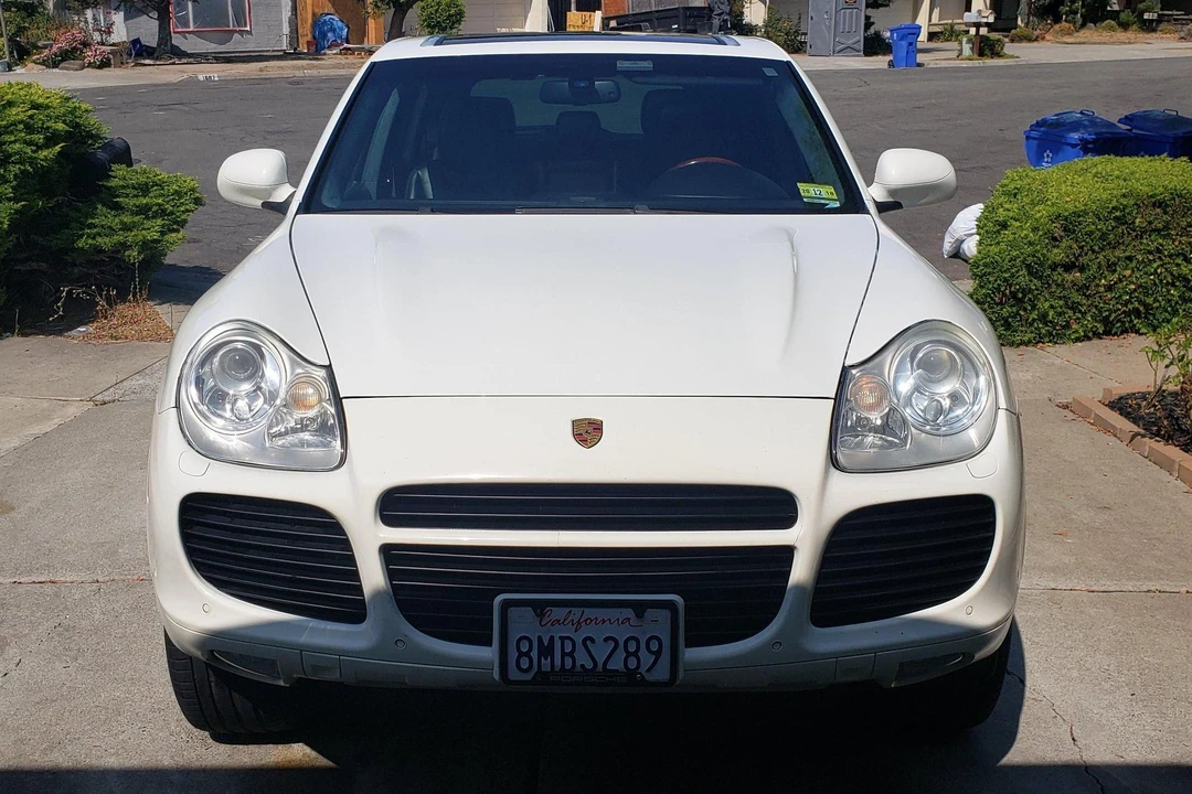 2005 Porsche 955/957 Cayenne Turbo - Image 2 of 31