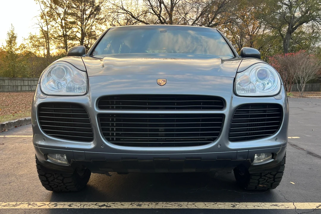 2005 Porsche 955/957 Cayenne Turbo - Image 2 of 31