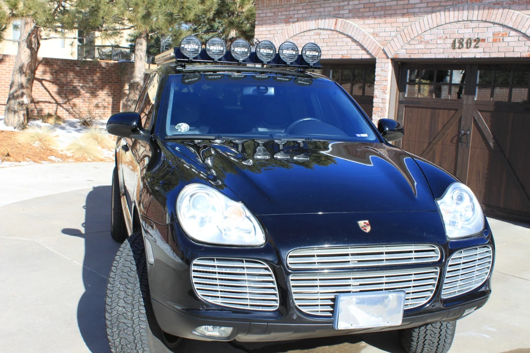 2005 Porsche 955/957 Cayenne Turbo - Image 2 of 31