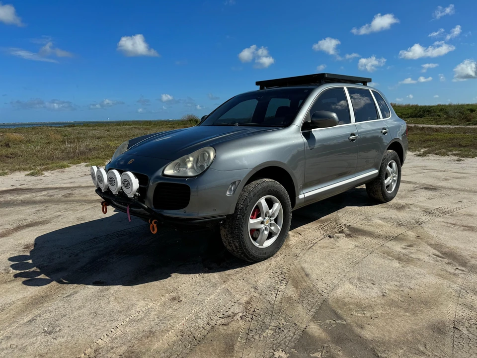 2005 Porsche 955/957 Cayenne Turbo - Image 13 of 31
