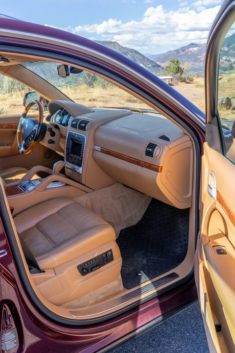 2005 Porsche 955/957 Cayenne Turbo - Image 27 of 31