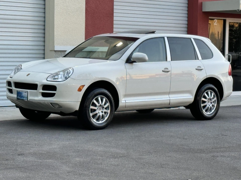 2005 Porsche 955/957 Cayenne - Image 8 of 31