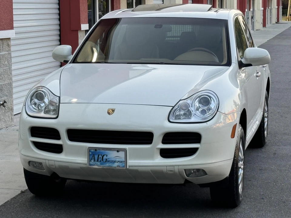 2005 Porsche 955/957 Cayenne - Image 16 of 31