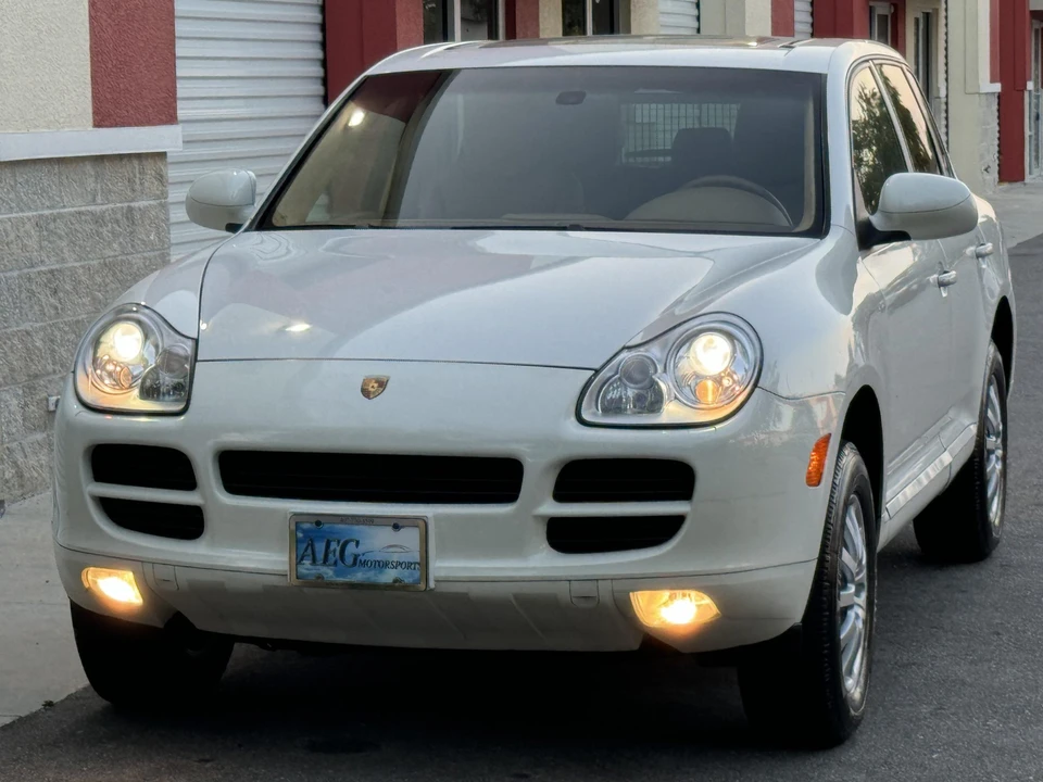 2005 Porsche 955/957 Cayenne - Image 14 of 31