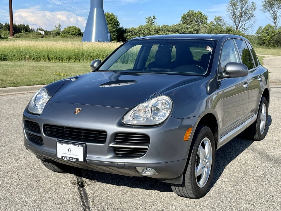2005 Porsche 955/957 Cayenne - Image 2 of 31