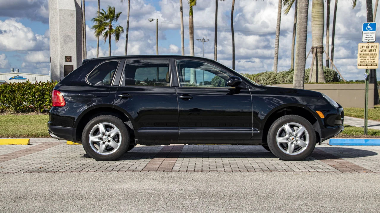 2005 Porsche 955/957 Cayenne - Image 2 of 24