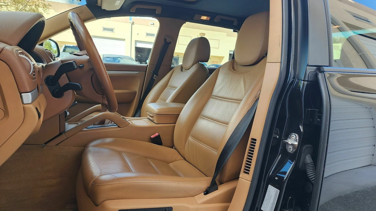 2005 Porsche 955/957 Cayenne - Image 6 of 24