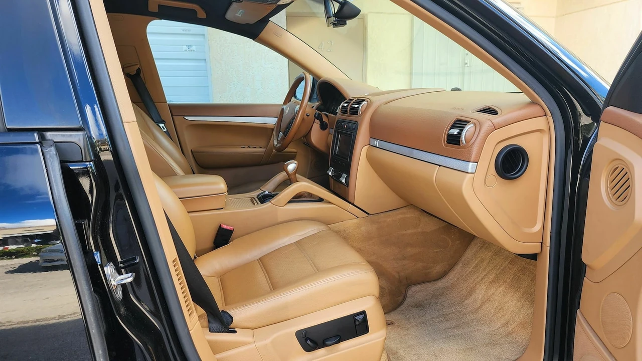 2005 Porsche 955/957 Cayenne - Image 10 of 24