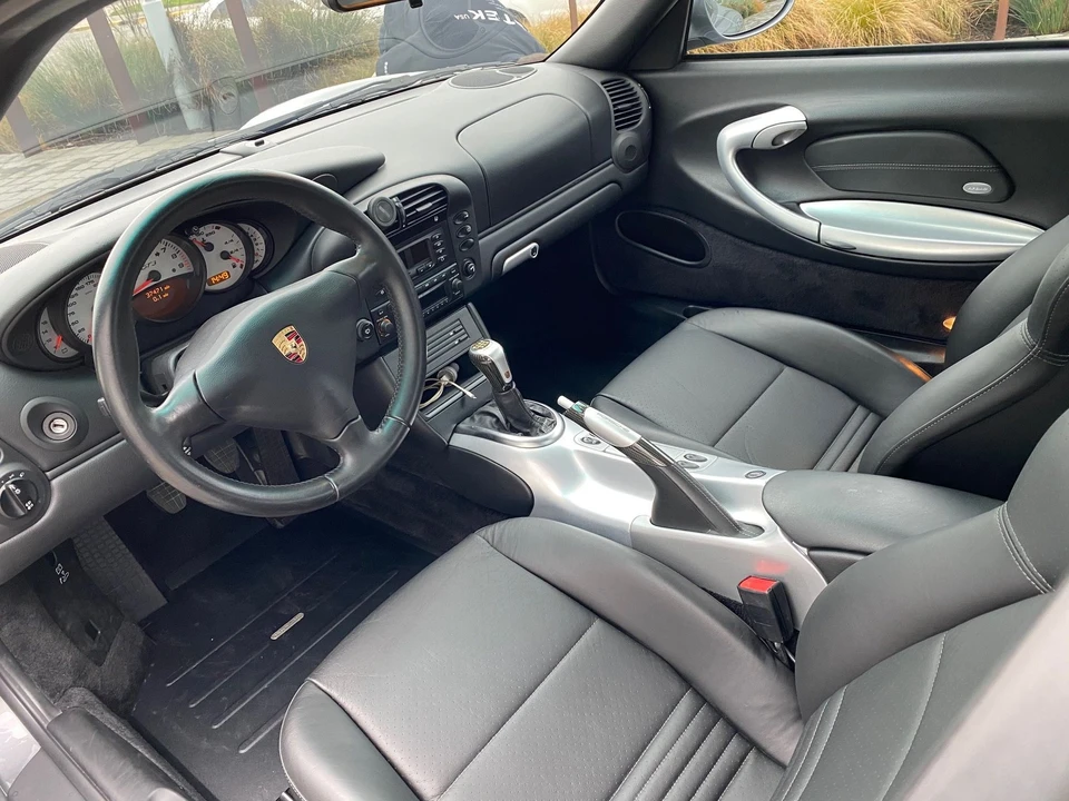 2005 Porsche 996 GT3 - Image 12 of 16