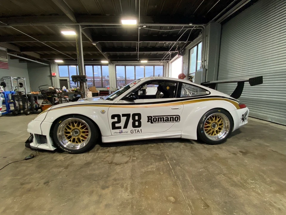 2005 Porsche 996 GT3 - Image 5 of 14