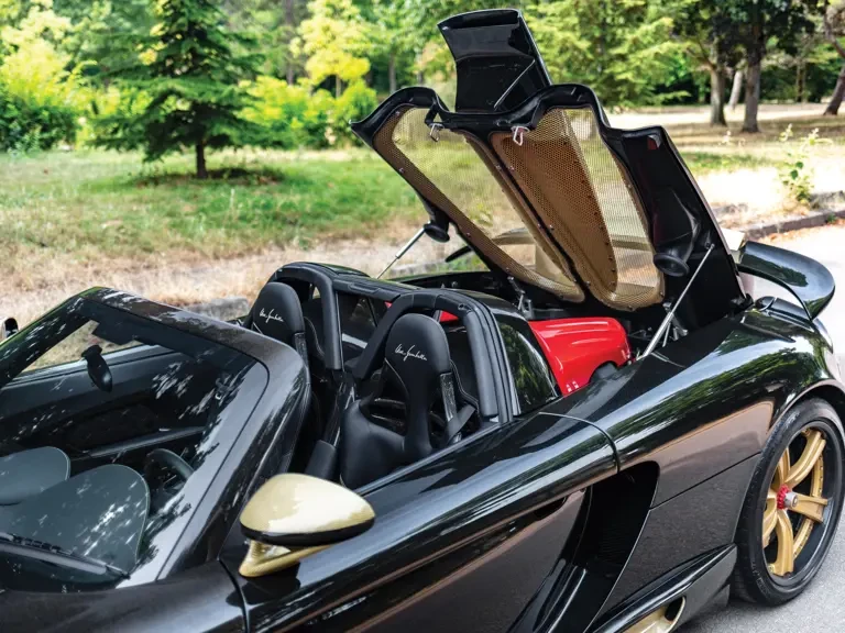 2005 Porsche Carrera GT - Image 18 of 31