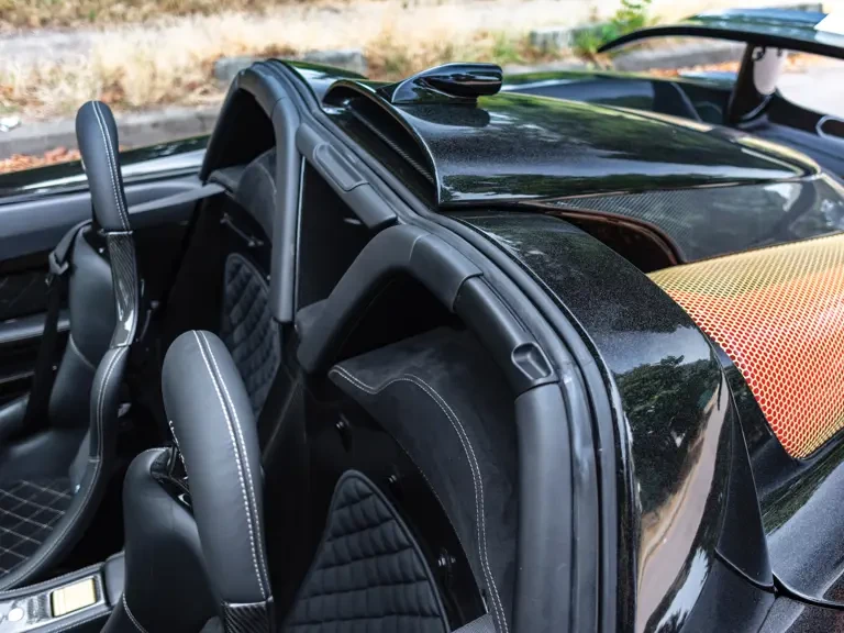 2005 Porsche Carrera GT - Image 14 of 31