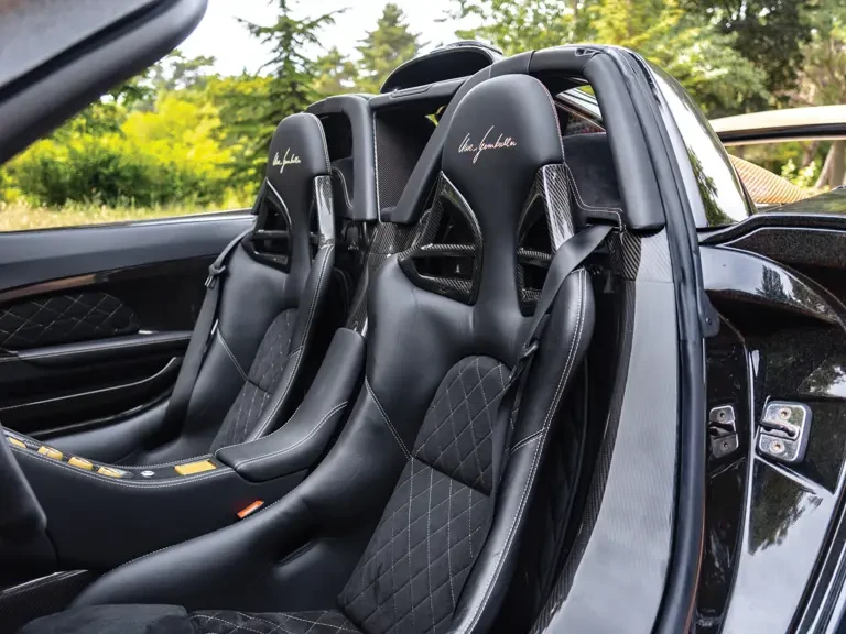 2005 Porsche Carrera GT - Image 15 of 31