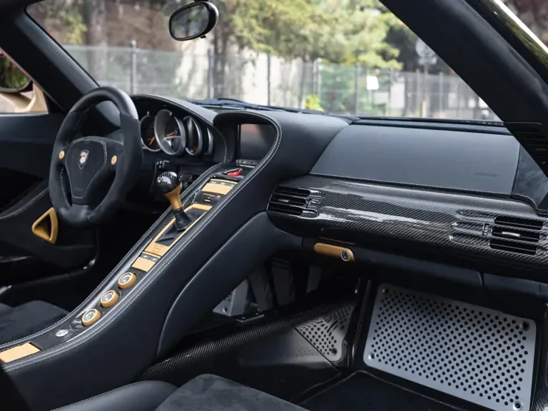 2005 Porsche Carrera GT - Image 10 of 31