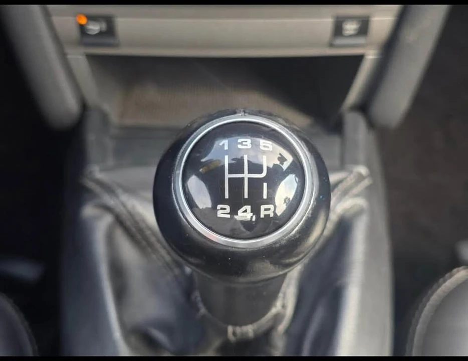 2005 Porsche 987 Boxster - Image 12 of 13