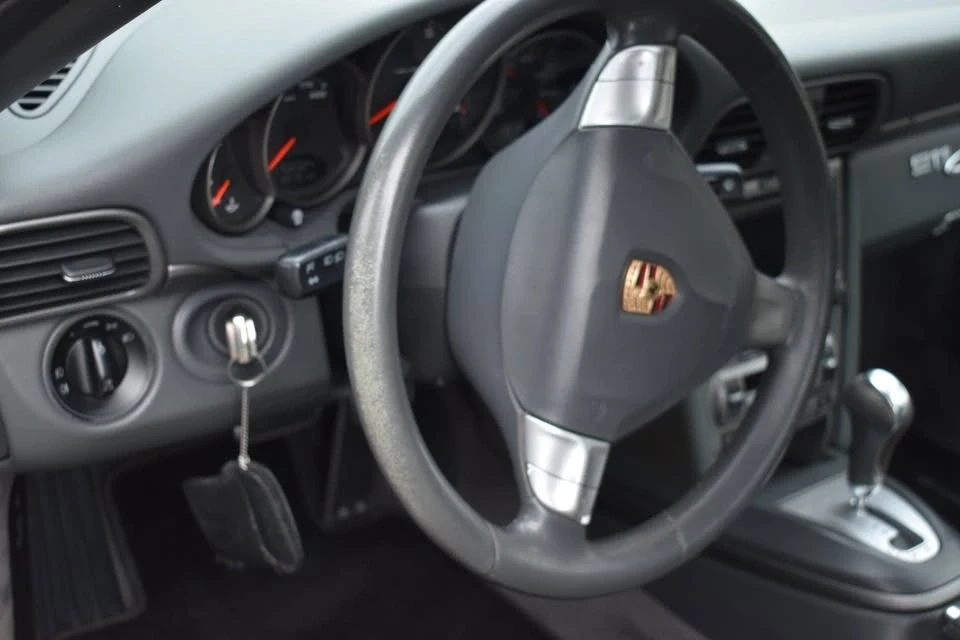 2005 Porsche 997 Carrera - Image 16 of 20