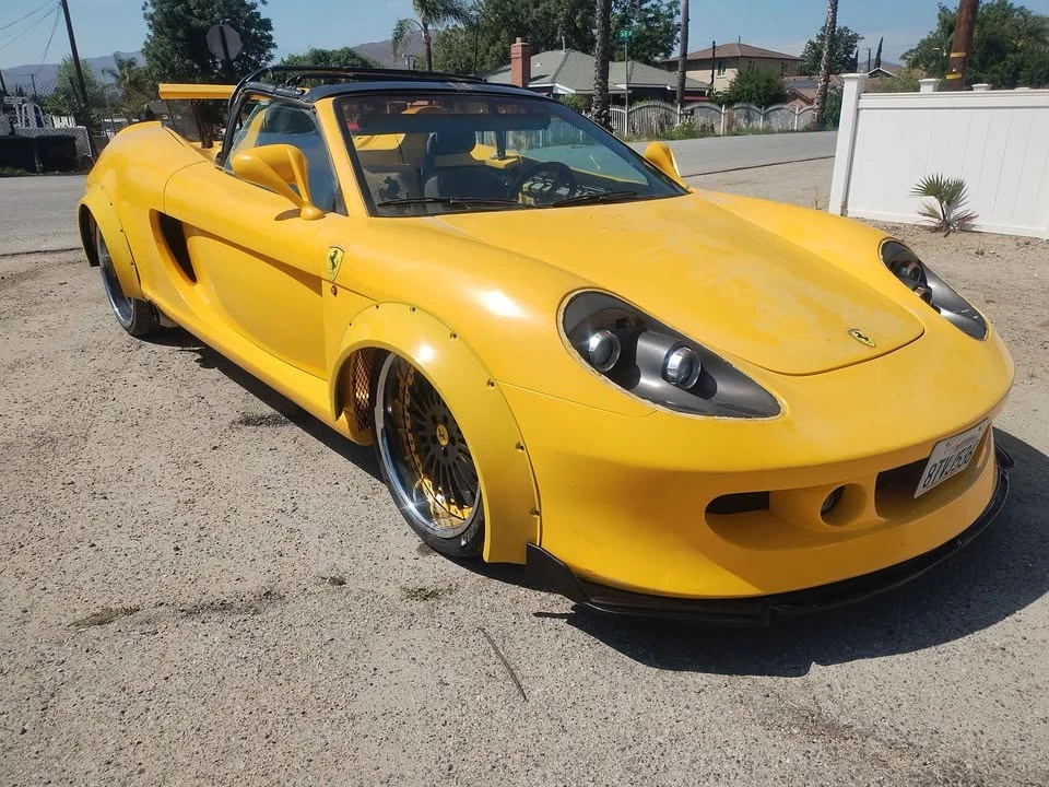 2005 Porsche Carrera GT - Image 15 of 17