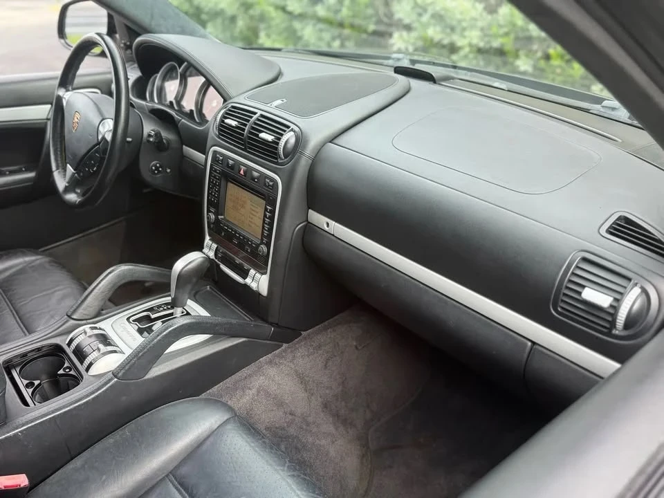 2005 Porsche 955/957 Cayenne - Image 10 of 20