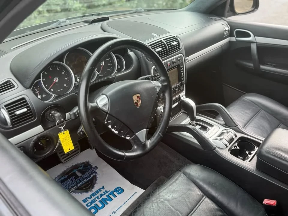 2005 Porsche 955/957 Cayenne - Image 9 of 20