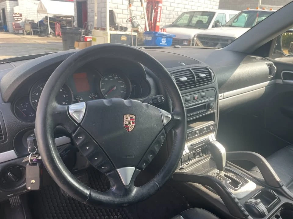 2005 Porsche 955/957 Cayenne - Image 9 of 13