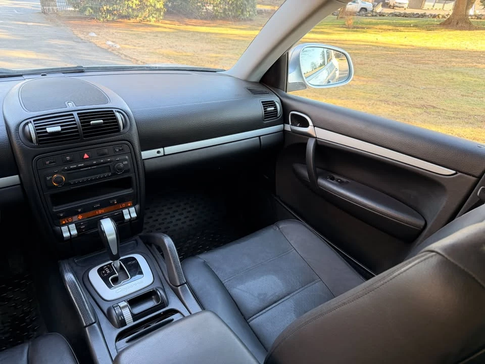 2005 Porsche 955/957 Cayenne - Image 10 of 20