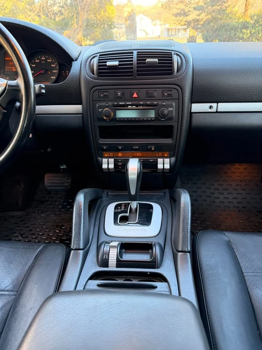 2005 Porsche 955/957 Cayenne - Image 16 of 20