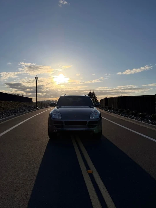 2005 Porsche 955/957 Cayenne S - Image 2 of 20
