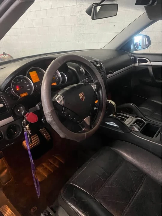 2005 Porsche 955/957 Cayenne S - Image 9 of 15