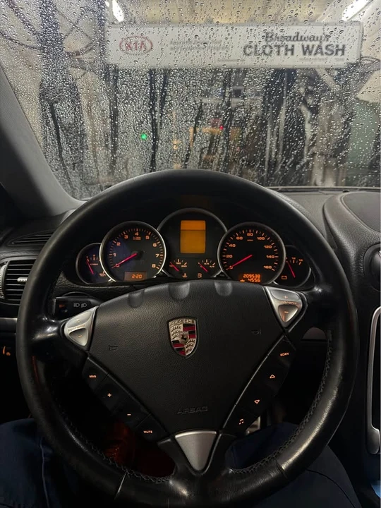 2005 Porsche 955/957 Cayenne S - Image 8 of 12